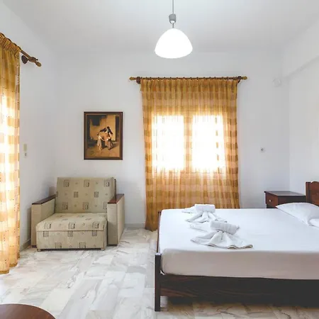 Apartment Yianna *