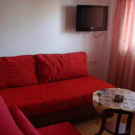 Yianna Néa Meságkala